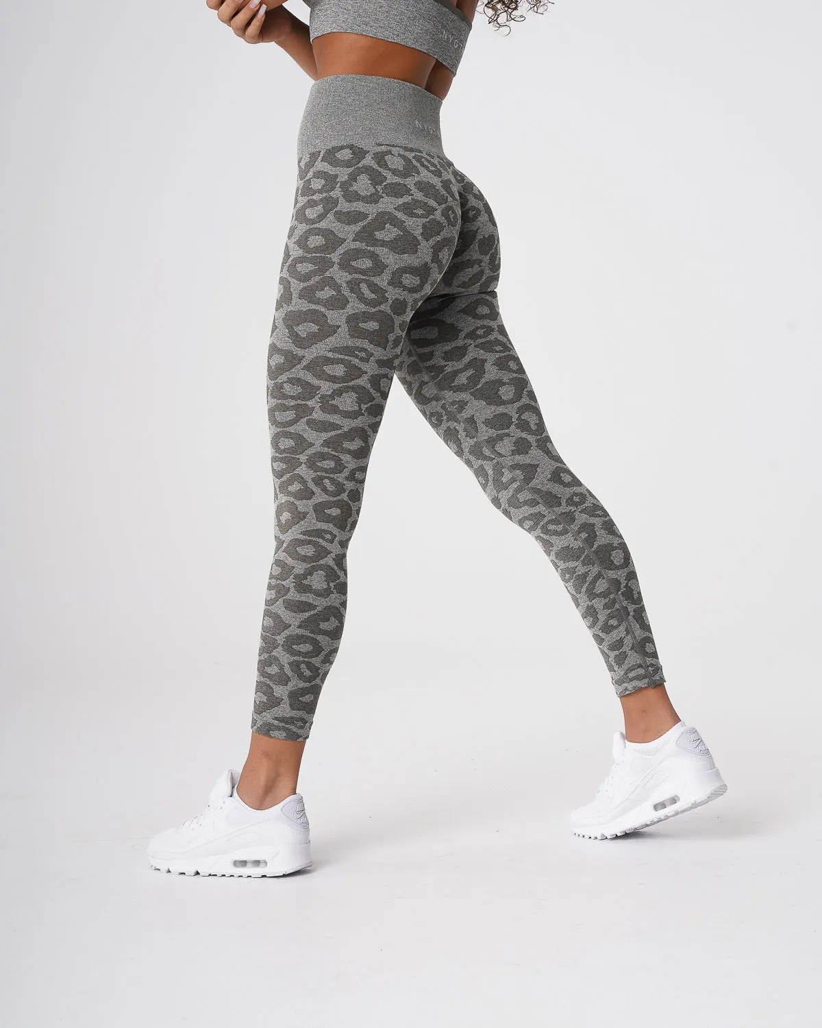 Khaki Green Leopard Seamless Leggings