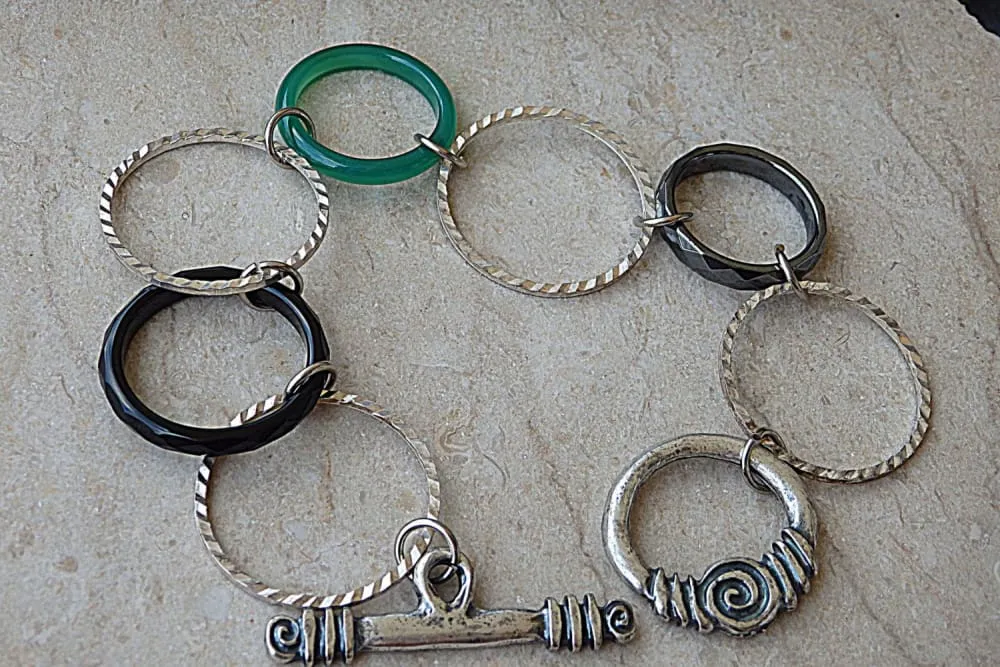 Silver hoops bracelet